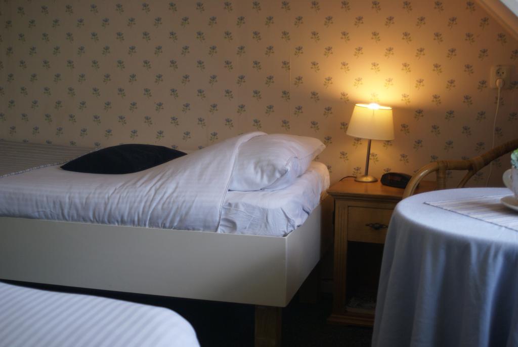 Pension De Hoestinkhof Markelo Room photo